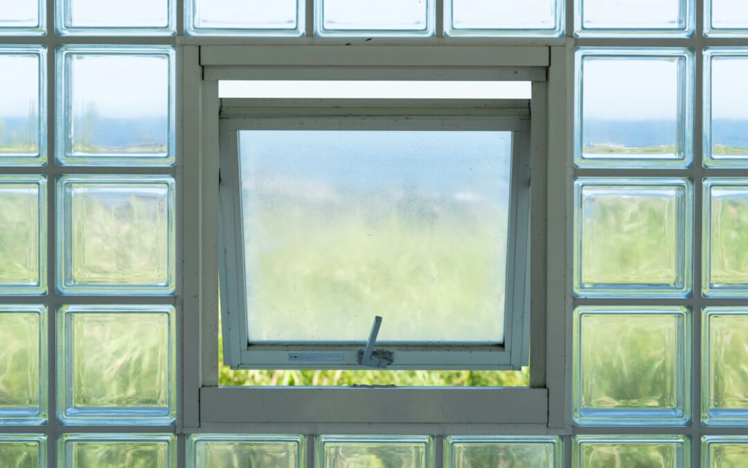 Benefits of Insulated Glass for Energy Efficiency in Warmer Weather